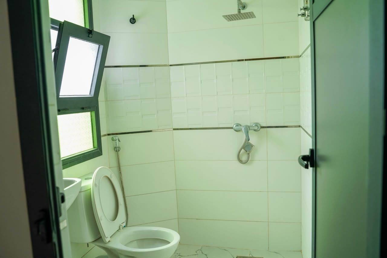 Apartment 5, photo 13